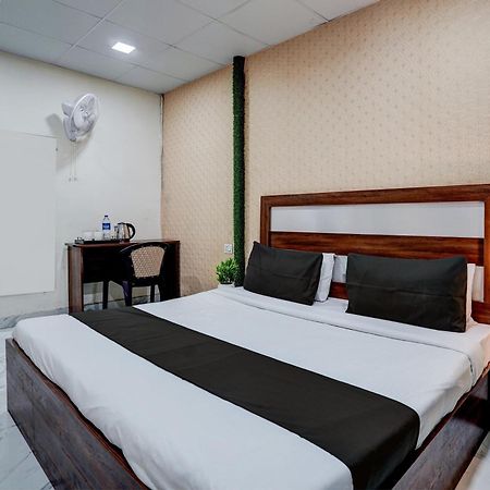 OYO 90525 Hotel Blackberry Faridabad Exterior foto