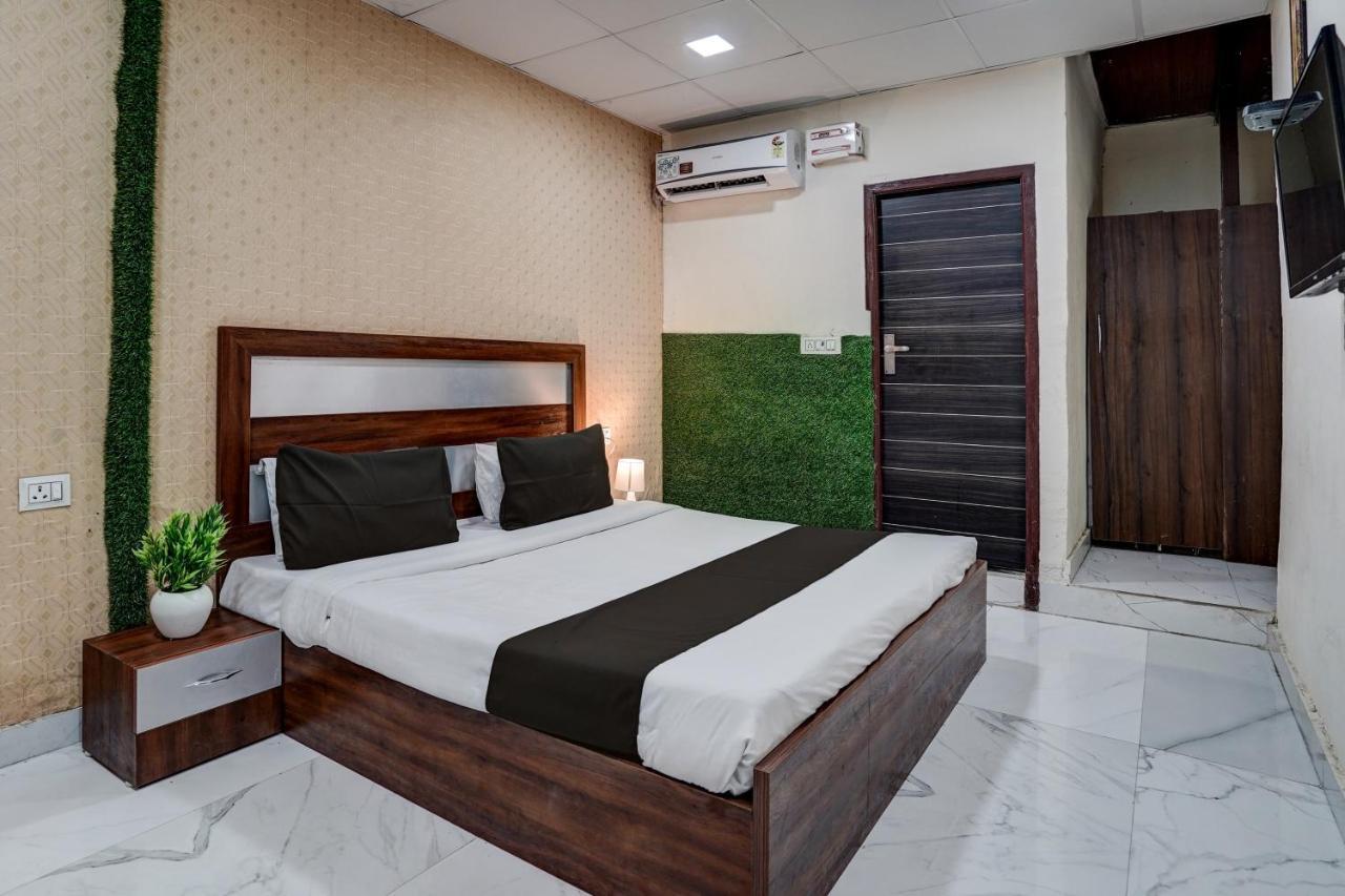 OYO 90525 Hotel Blackberry Faridabad Exterior foto