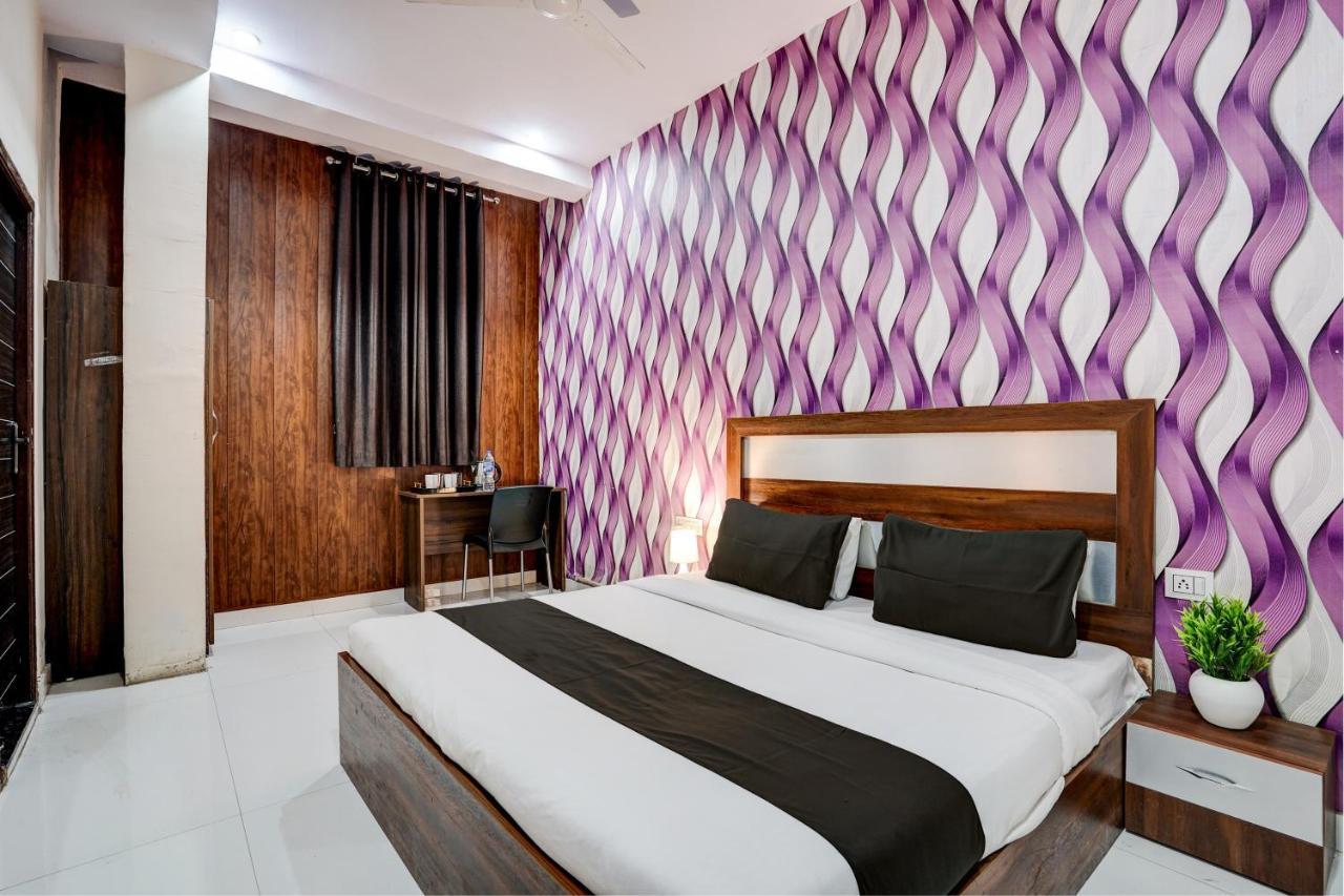 OYO 90525 Hotel Blackberry Faridabad Exterior foto