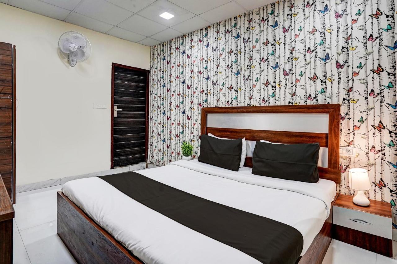 OYO 90525 Hotel Blackberry Faridabad Exterior foto