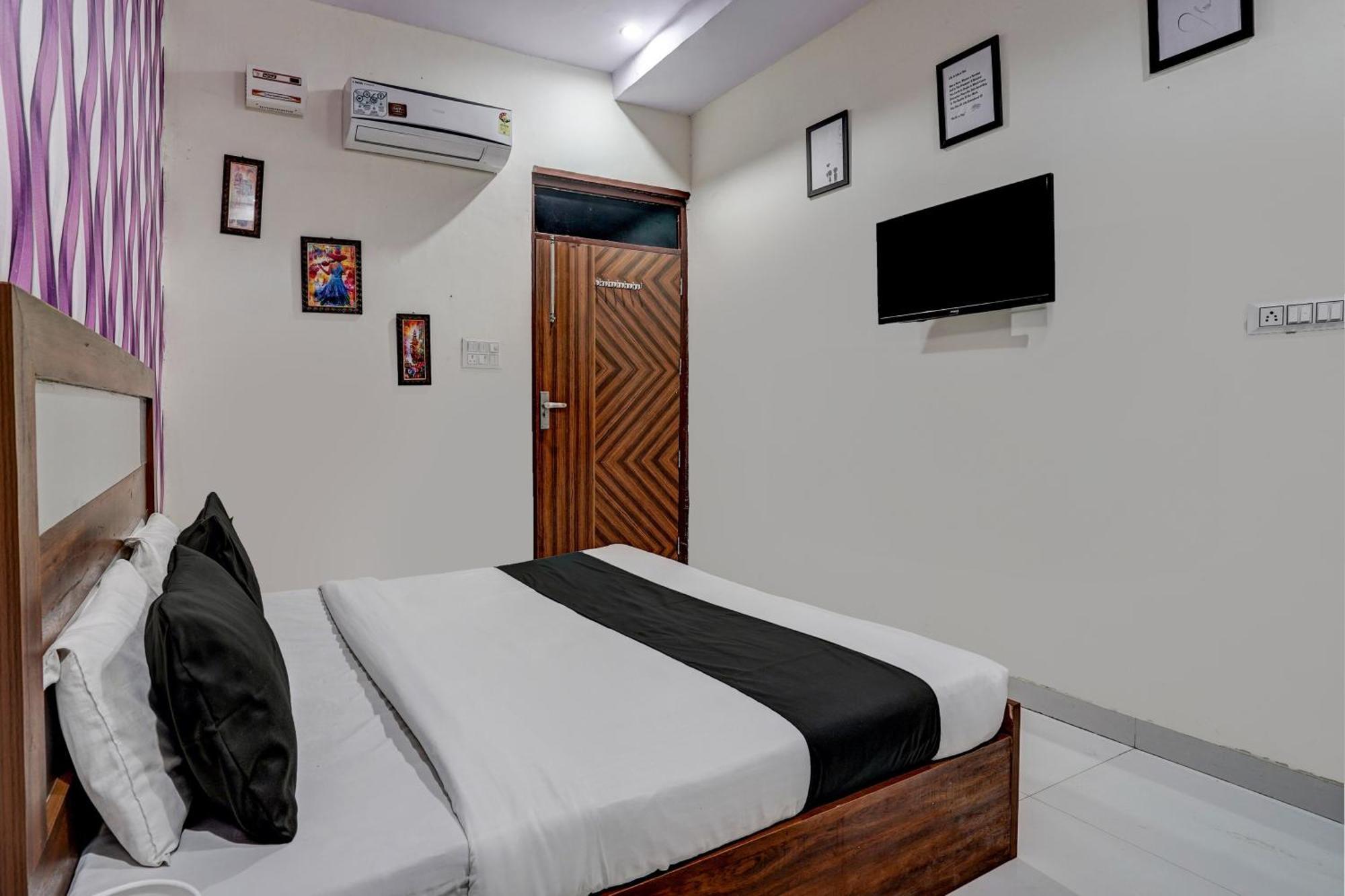 OYO 90525 Hotel Blackberry Faridabad Exterior foto